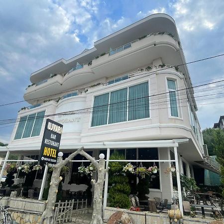 Hotel Ujvara Belsh エクステリア 写真